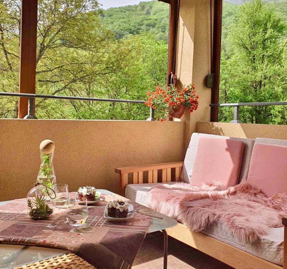 Zvjezdana Dolina Garni Hotel Andrijevica Bagian luar foto